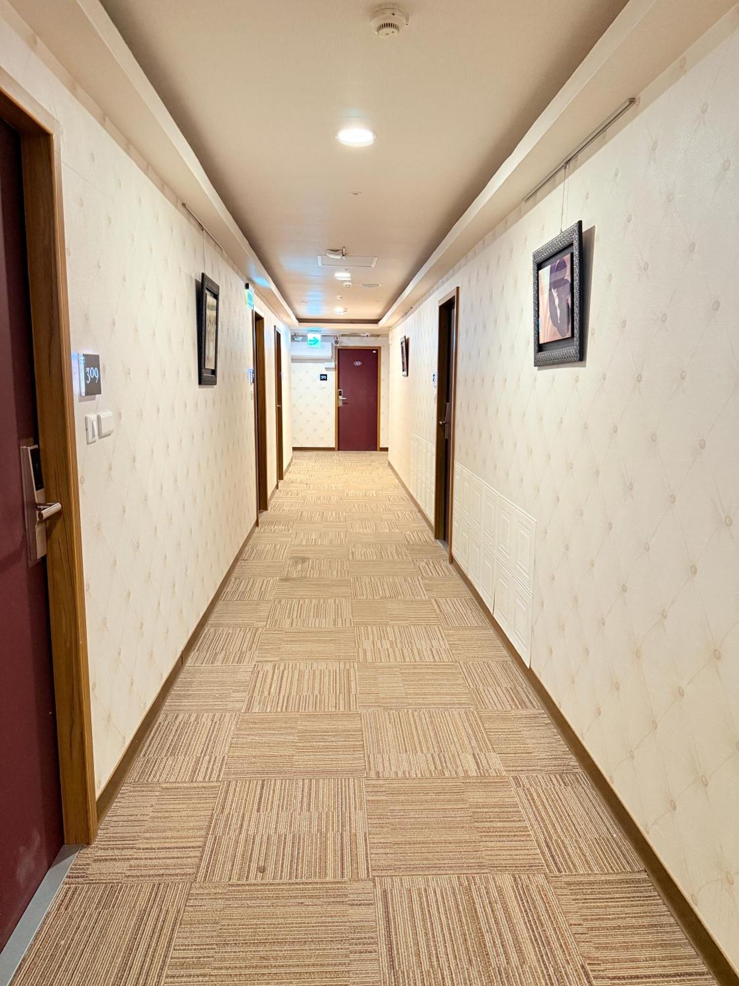 泊居旅店 Oursinn Hotel Taipei Dış mekan fotoğraf