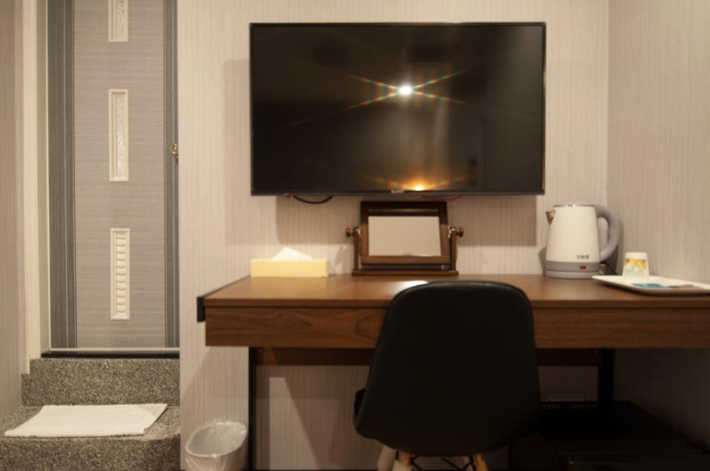 泊居旅店 Oursinn Hotel Taipei Dış mekan fotoğraf